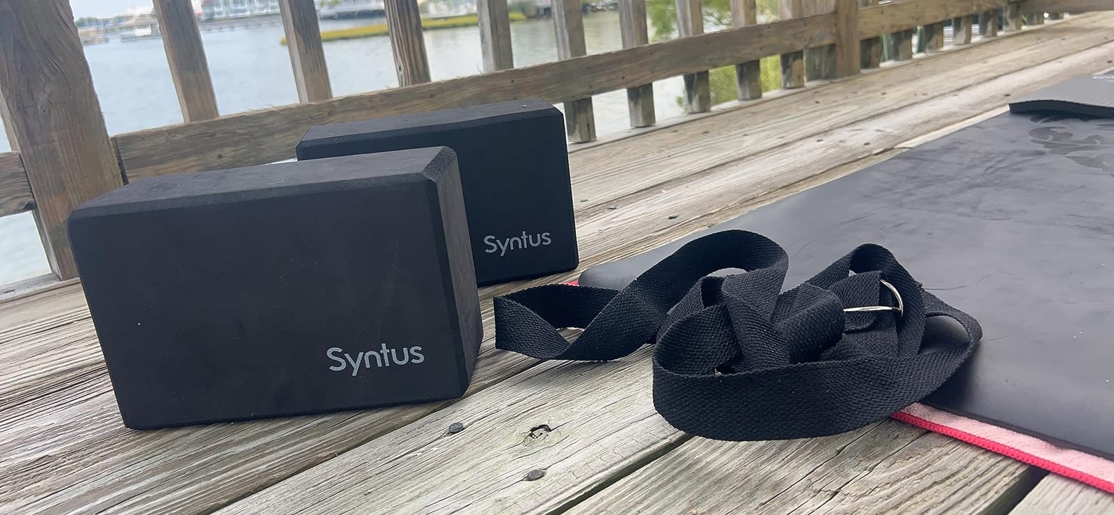 Syntus Yoga Block for Fitness, Pilates, Stretching and Toning | Natural Cork, EVA, 9x6x4 in, Eco-Friendly, Strong Support, Easy to Grip, Anti-Slip, Yoga, Pilates, Stretching Use customer photo 2