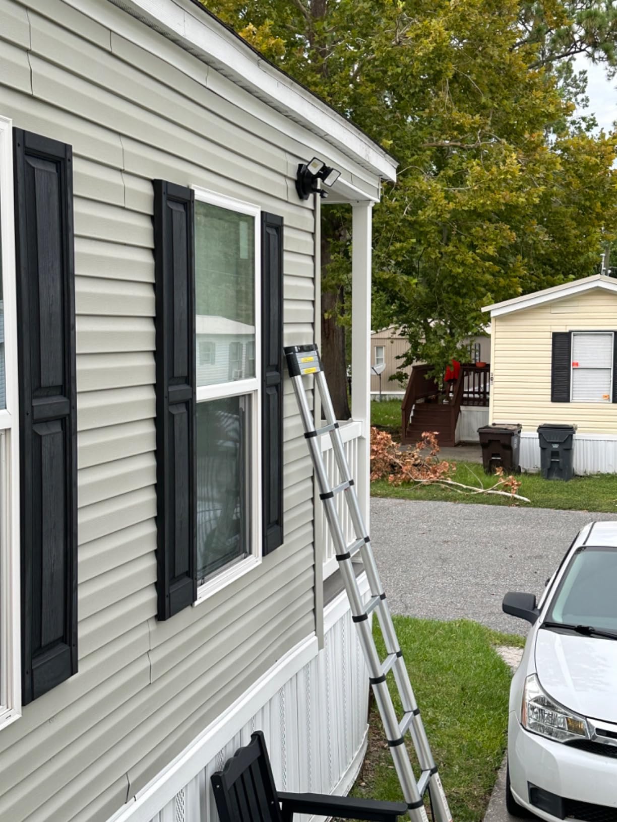 VEVOR Telescoping Ladder 10.5 FT Aluminum Extension Step Multi-Purpose customer photo 1