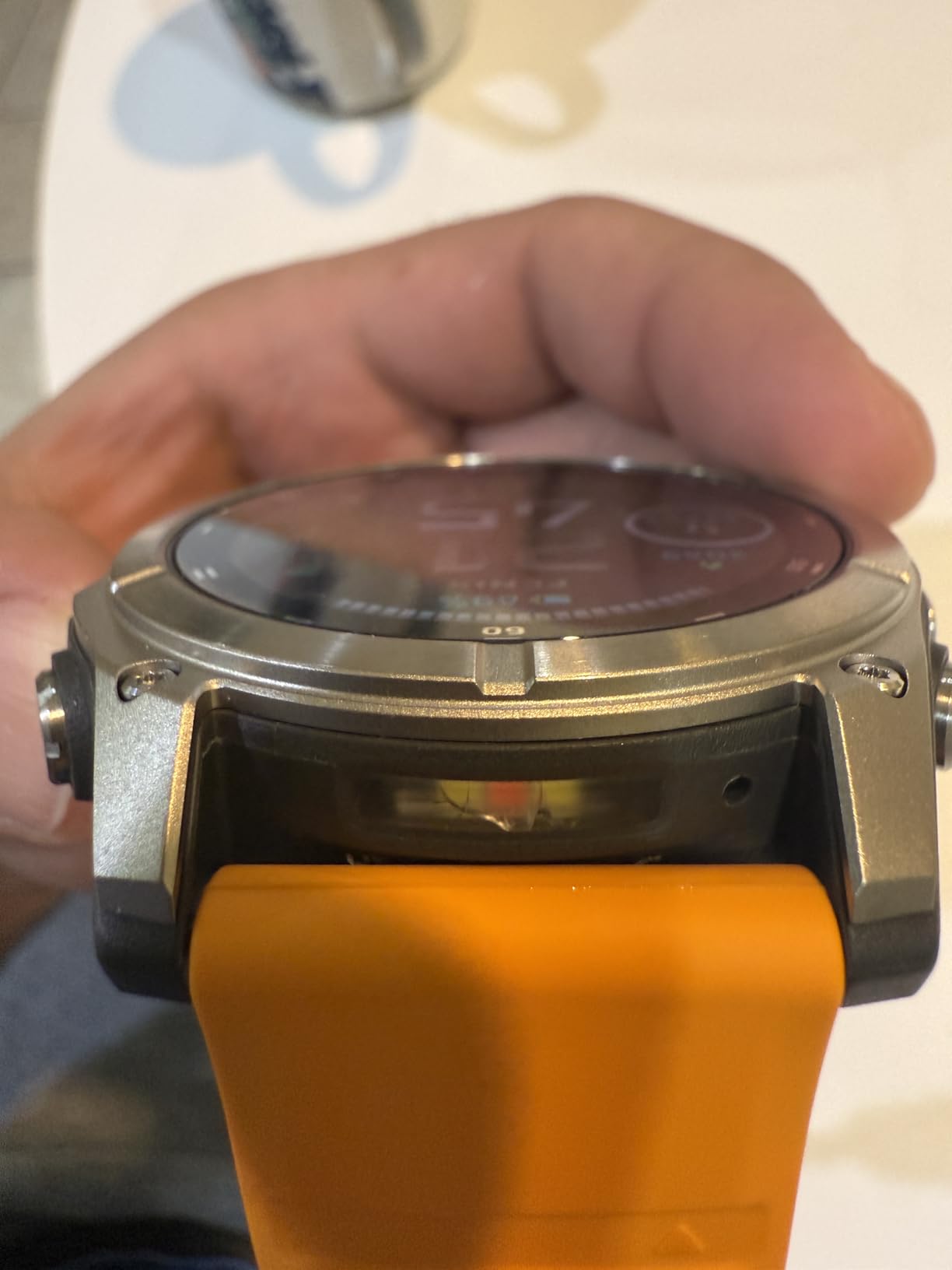 Garmin fēnix® 8, Sapphire, Titanium, 51mm, Spark Orange/Graphite customer photo 1