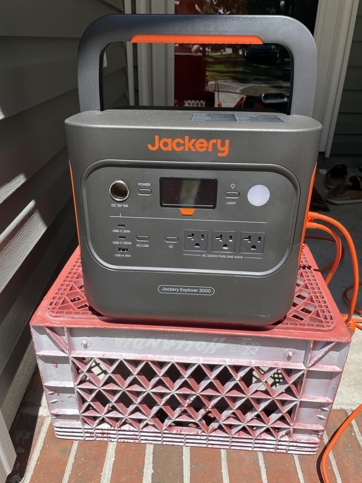 Jackery Explorer 2000 v2 and 2x200W Solar Panels, 2042Wh, 2200W AC Output customer photo 2