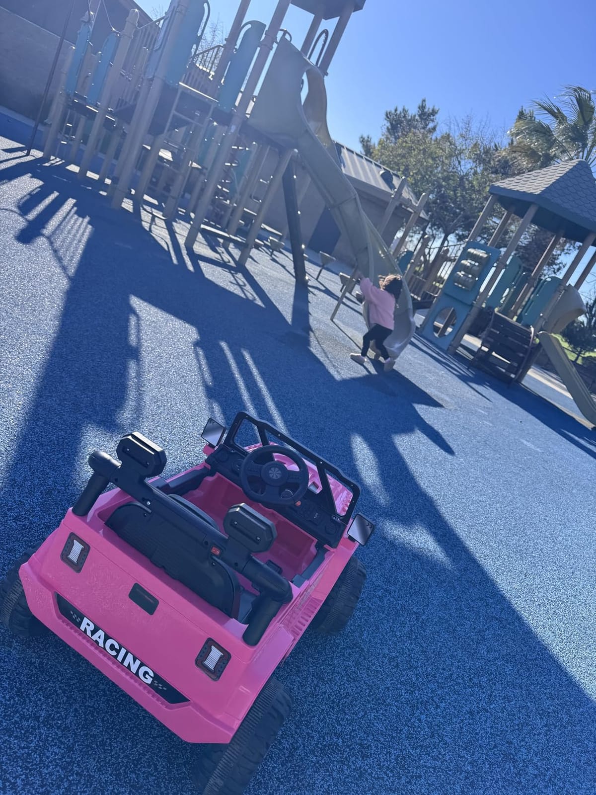 ARBELI 12V Electric Ride On Car, Toddler First Car, Blue customer photo 2