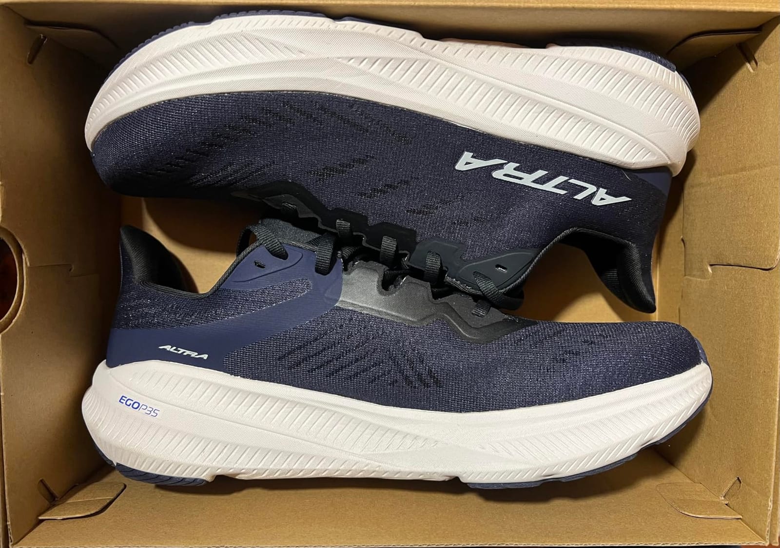 ALTRA Men's Experience Flow 2 Road Running Shoe customer photo 2
