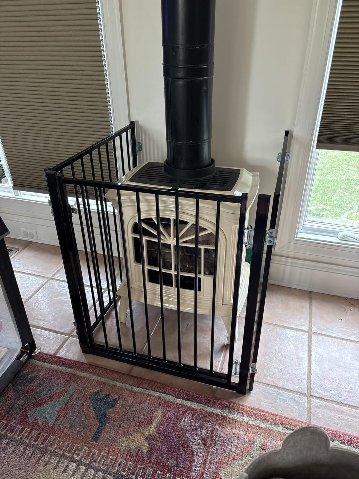 No Pawblems Freestanding Dog Gate with Door for Indoor & Outdoor, 30'' Tall customer photo 1