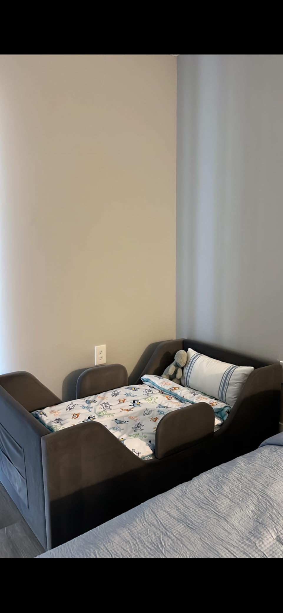 Zumspiel Toddler Floor Bed with Removable Safety Rails and Storage Bag, Kids Bed for Girl and Boys, Standard Crib Size, Safety Upholstered Child Beds, Low to Floor Design customer photo 1