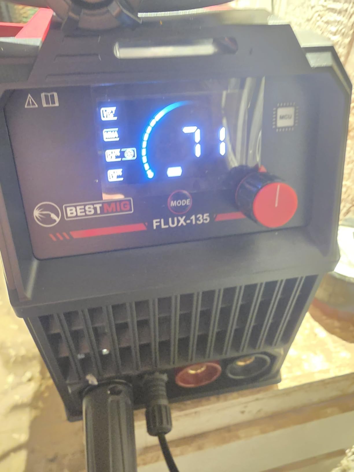 BESTMIG 135A MIG Welder - 3-in-1 Flux Core Welder, MIG/Lift TIG/Stick Welding Machine - Portable IGBT Inverter - 110V with Welder Helmet and Gloves (Red Black, MIG 135A Welder) customer photo 1