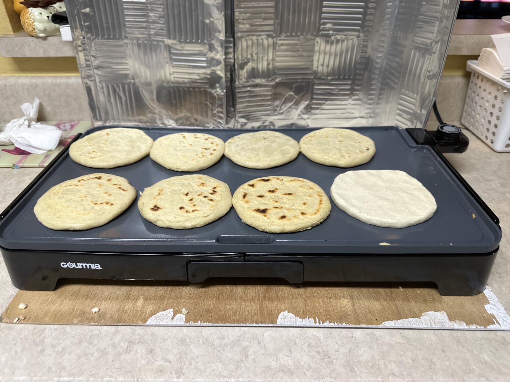 Gourmia Electric Griddle - 22” XL Nonstick Ceramic Cooking Surface, Black customer photo 1