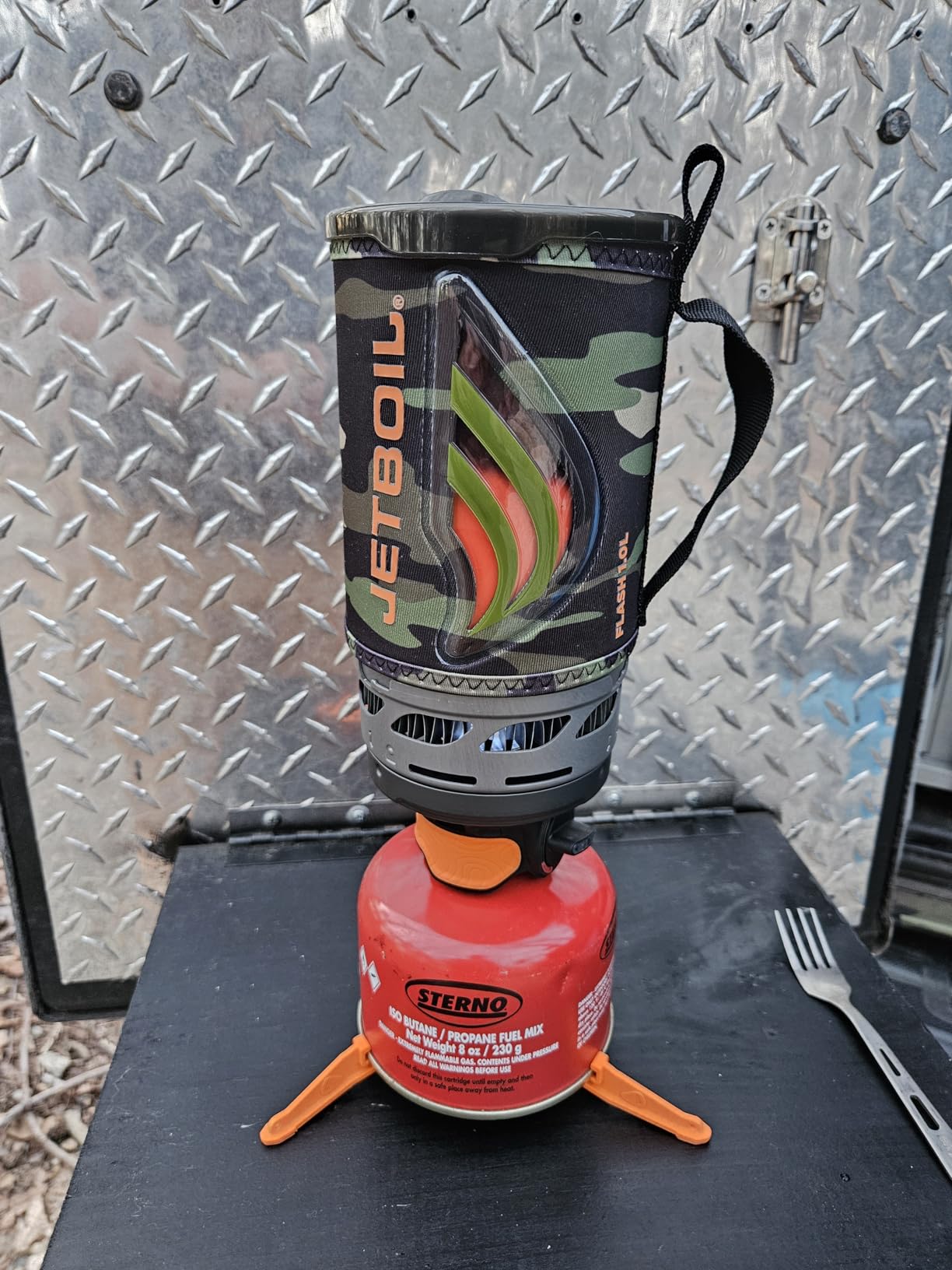 Jetboil Flash 1.0L Fast Boil Stove for Camping and Backpacking, Carbon customer photo 2