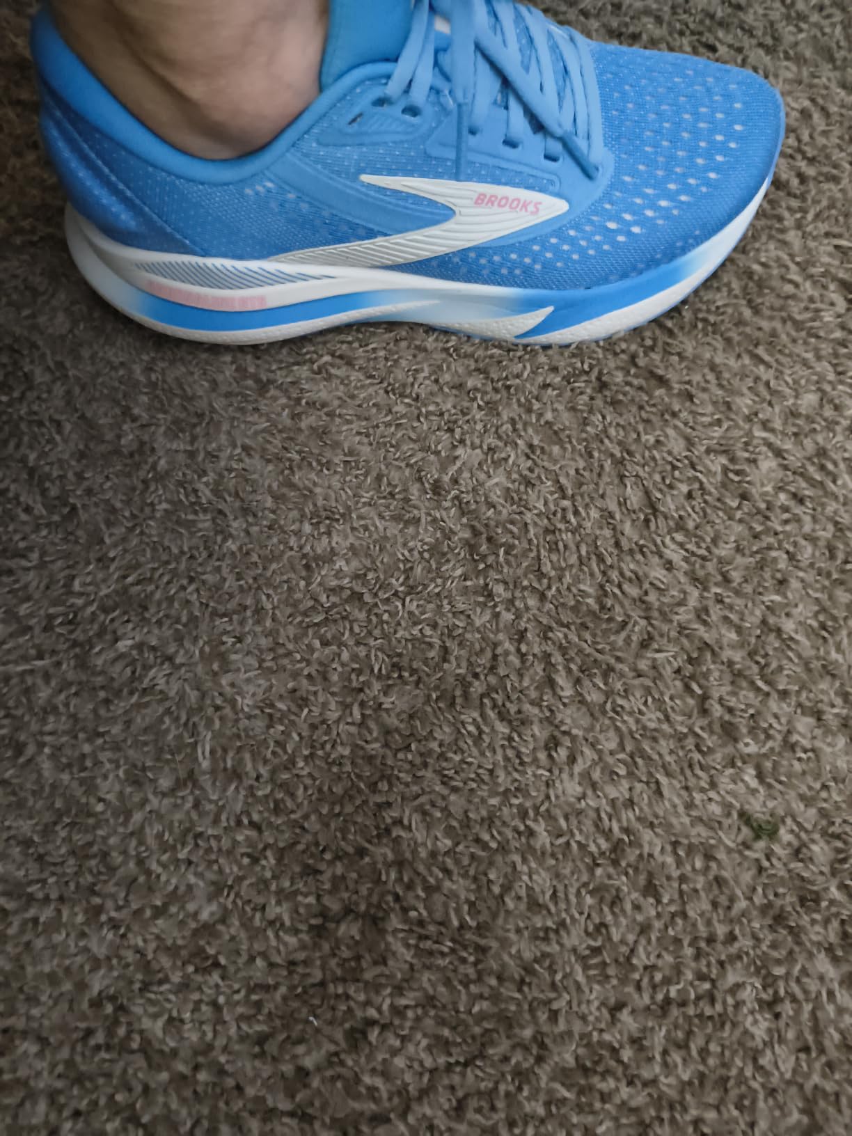 Brooks Women’s Adrenaline GTS 24 Supportive Running Shoe customer photo 1