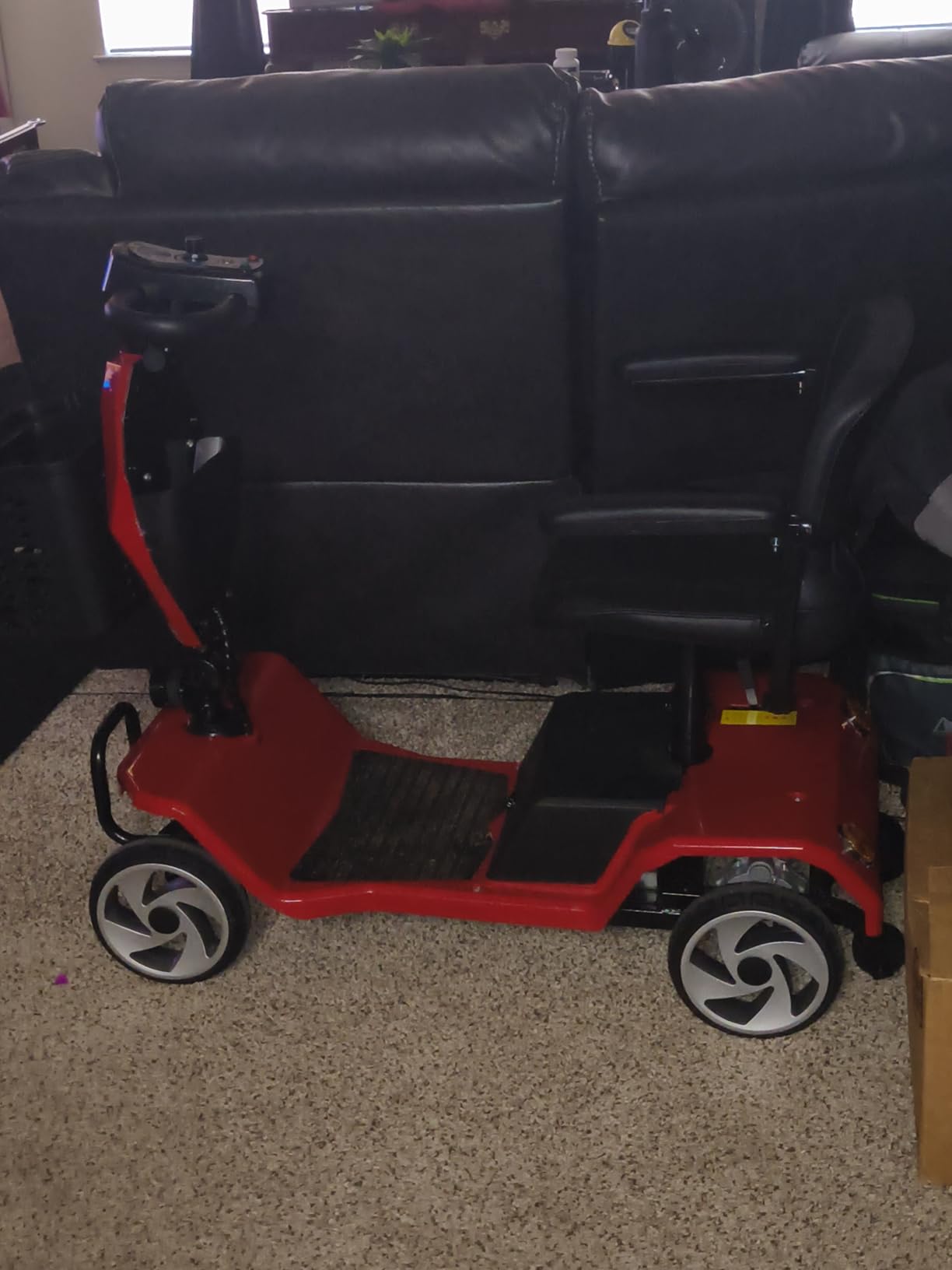 Foldable Mobility Scooters for Seniors, FSA&HSA Eligible, 330LBS Capacity 4 Wheel Lightweight Mobility Scooters for Adults, Powered Electric Mobility Scooters, Folding Travel Motorized Scooters customer photo 1