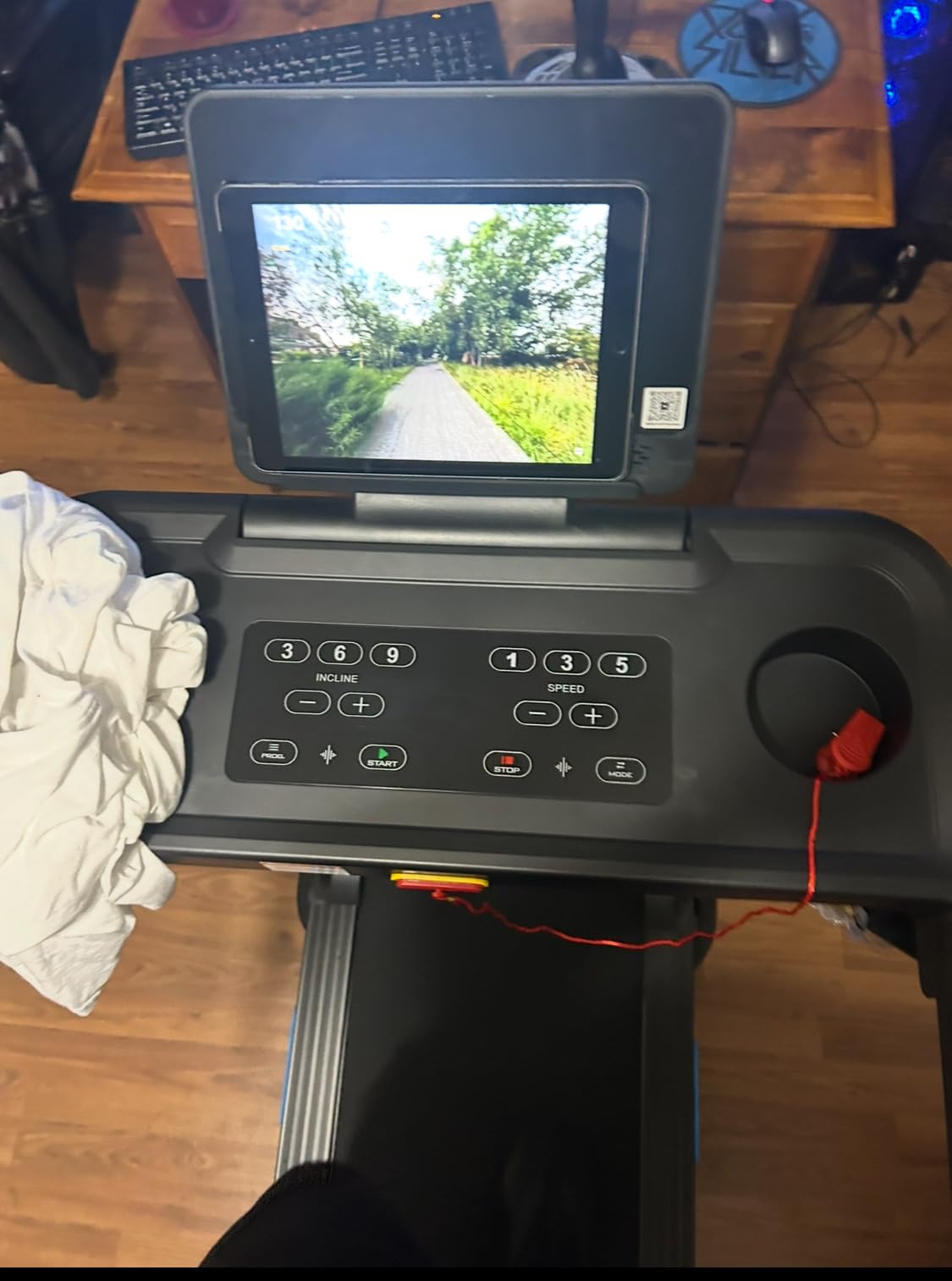 MERACH T12 Foldable Treadmill for Home, 300 LBS Capacity, Wide Running Belt customer photo 2