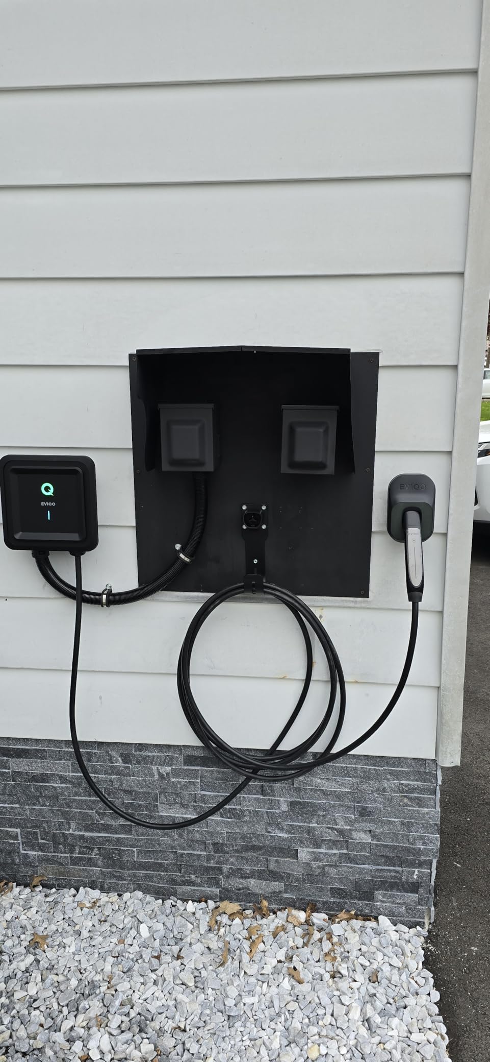 EVIQO Level 2 EV Charger NACS 40A NEMA 14-50 - 240V Wall Charging Station customer photo 1