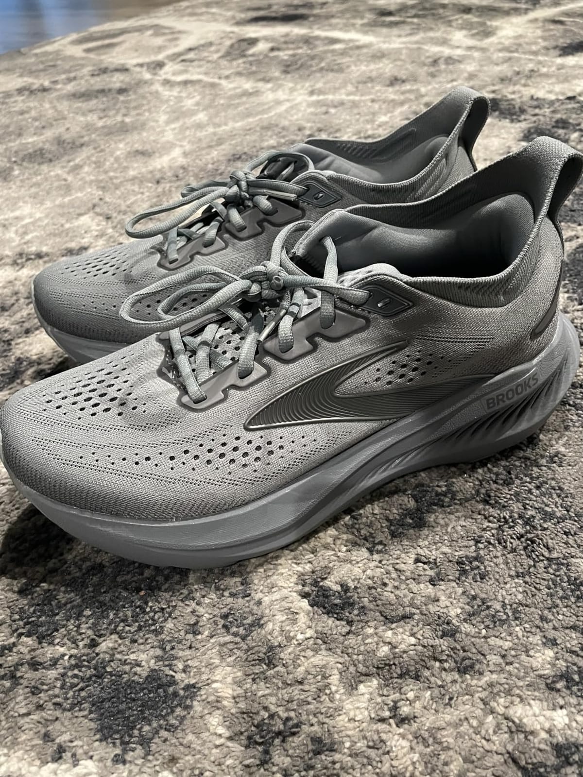 Men's Glycerin 23 Running Shoe customer photo 1
