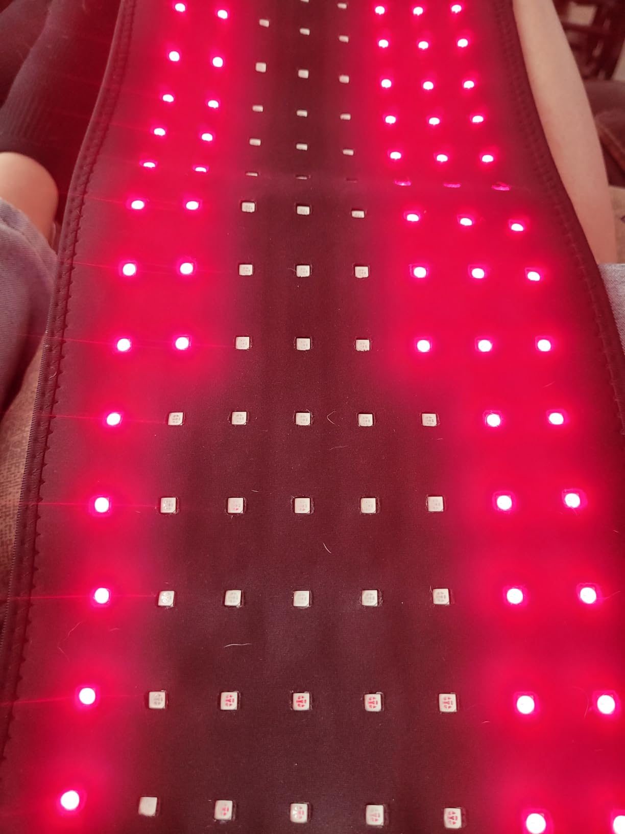 Red Light Therapy for Body, 660nm 850nm Infrared Light Therapy Pad, Wearable Wrap with Timer Remote Control for Back Shoulder Waist Knee, Infrared Light Device Home Use, 19.6'' x 8.6'' Large Area customer photo 2