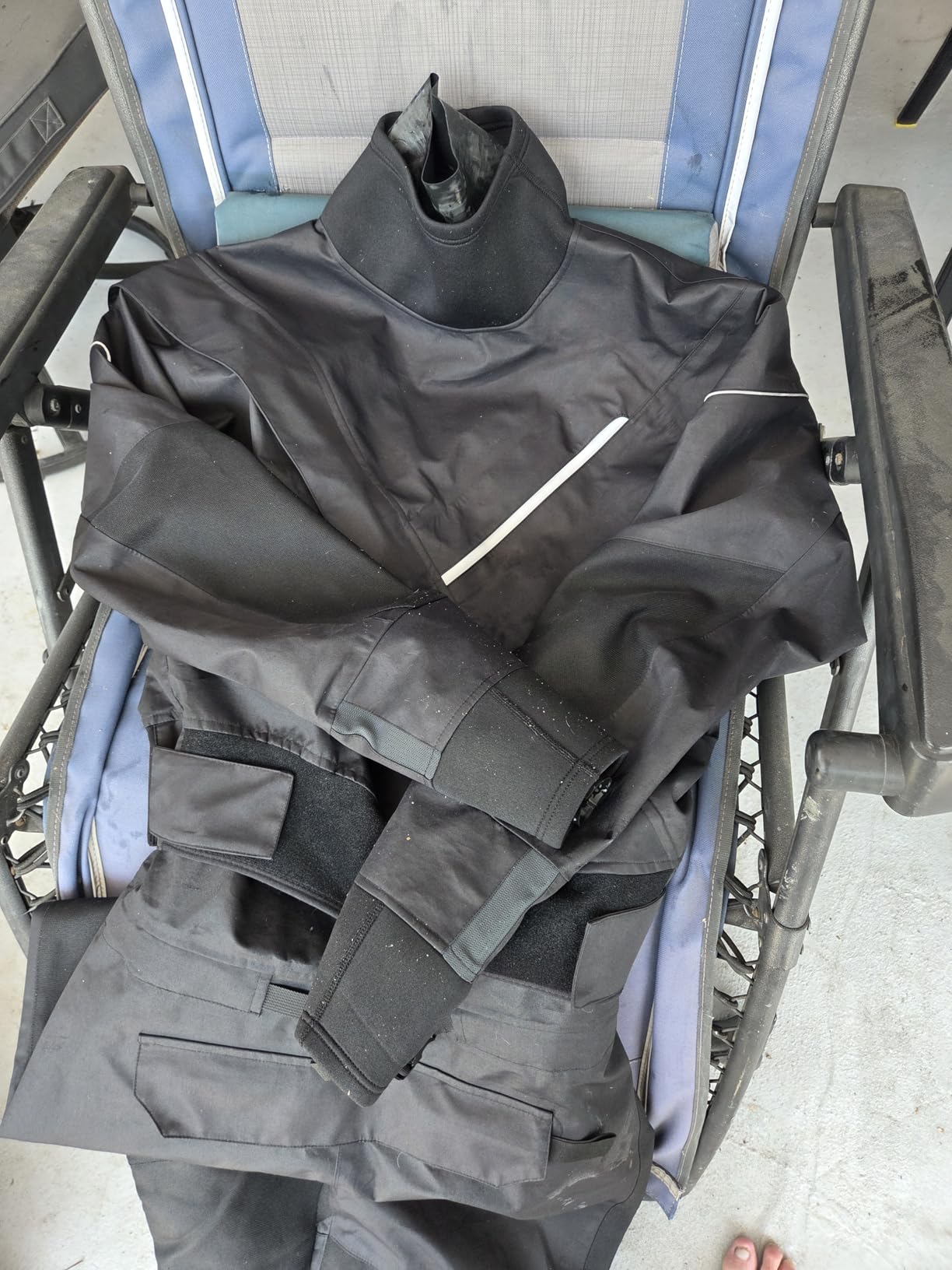 Dry Suits for Men,Front Zip for Sailing,Kayaking,Paddling with Reinforced Knees and Seat,Waterproof and Breathable customer photo 2