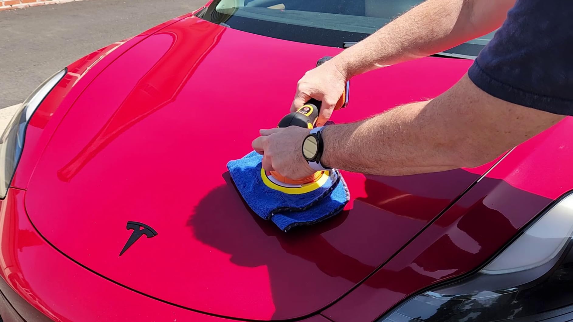 Protmex Cordless Car Buffer Polisher w/ 2x2000mAh 21V Batteries, Blue customer photo 2