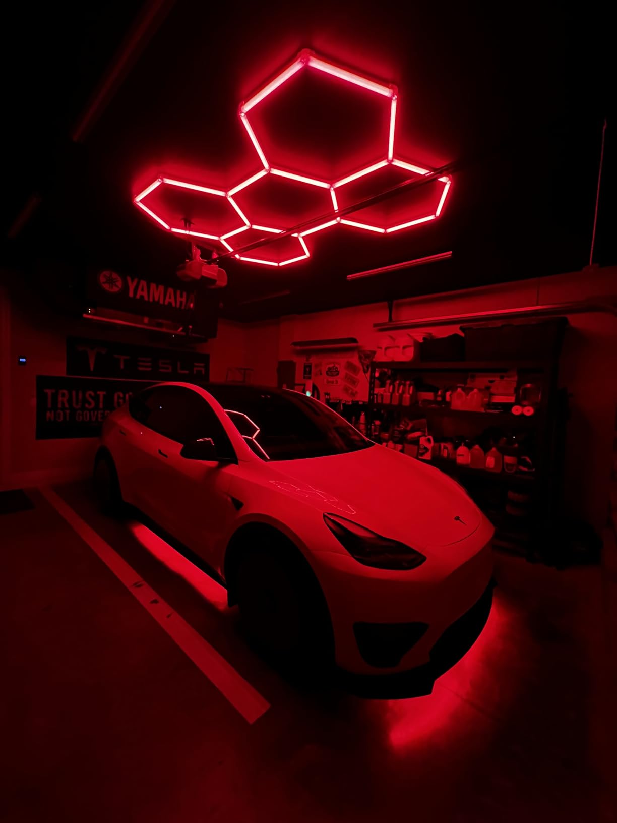 RGB Hexagon Garage Lights, Music Sync LED Hexagon Lights for Gaming Room, Smart App & Remote Control, DIY Honeycomb Ceiling Light for Studio Gym Basement Deco customer photo 2