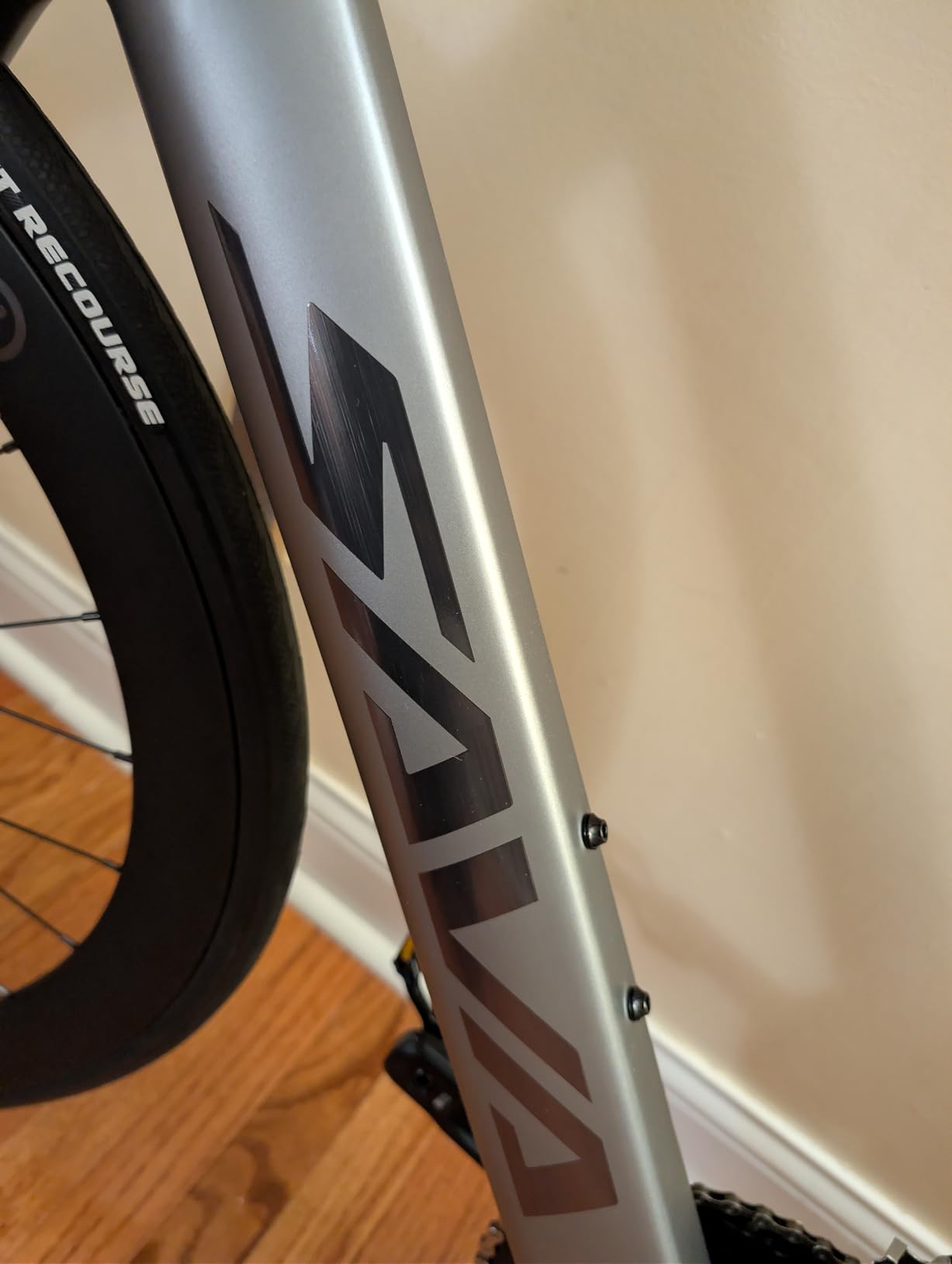 SAVADECK A7L Pro Full Carbon Fiber Racing Bike – 24-Speed Shimano R7120, Carbon Frame & Wheelset, Hydraulic Disc Brakes customer photo 1