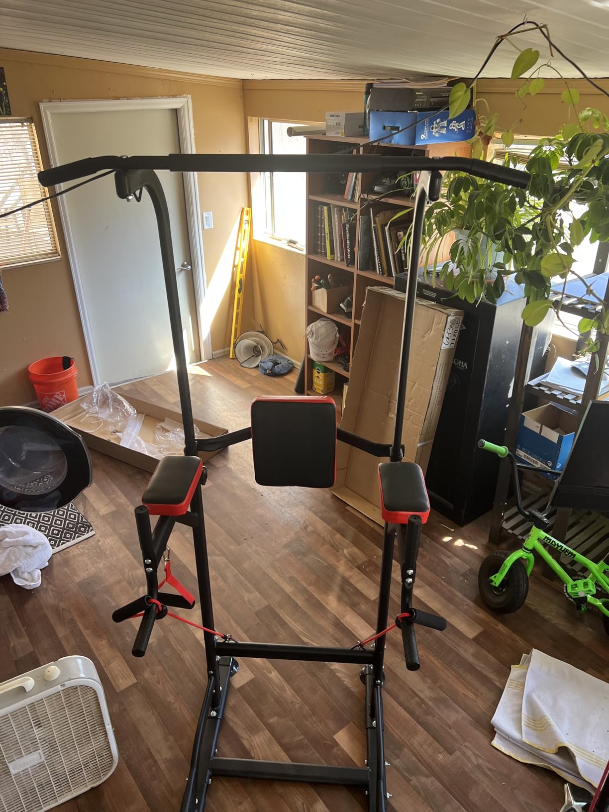 Dskeuzeew Pull Up Bar Free Standing for Multi-Function Home Gym Strength, Pull Up Dip Station Assistive Trainer Height Adjustable, Power Tower Training Heavy-Duty Fitness Equipment customer photo 2