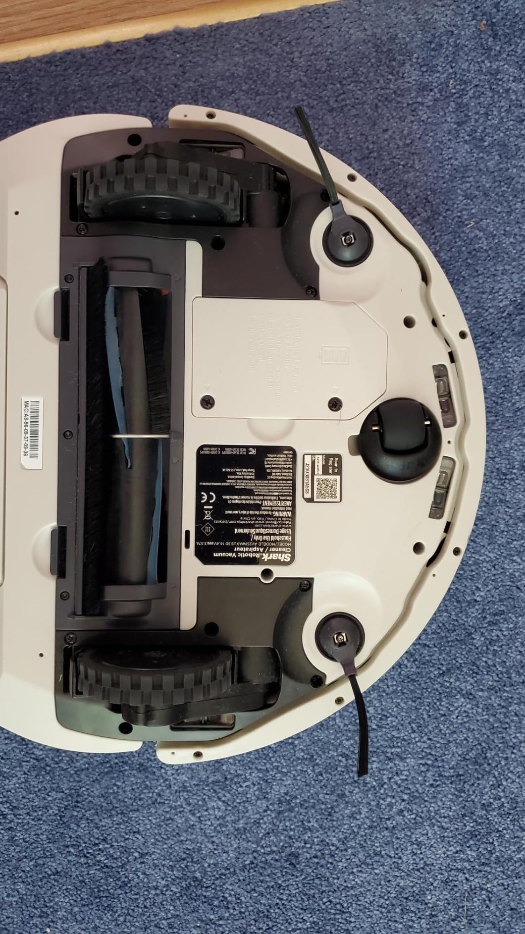 Shark Stratos 2-in-1 Robot Vacuum & Mop, White, AV2700ZE customer photo 1
