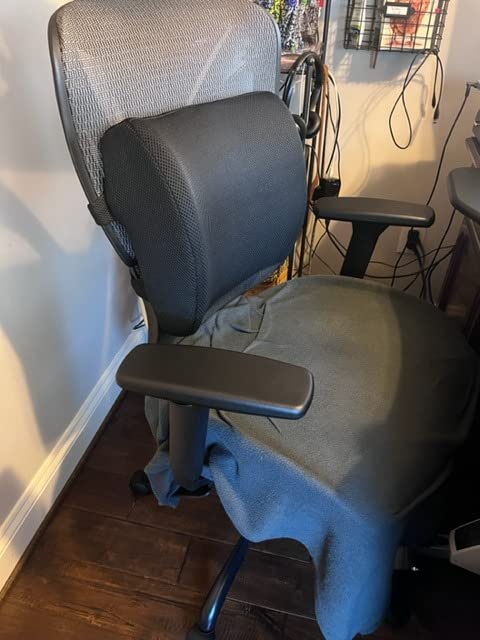 GABRYLLY Ergonomic Office Chair with Footrest, 135° Reclining Desk Chair with Adjustable Lumbar Support,3D Armrest,Headrest & Large Steel Base, 300LBS Heavy Duty Mesh Chair customer photo 2
