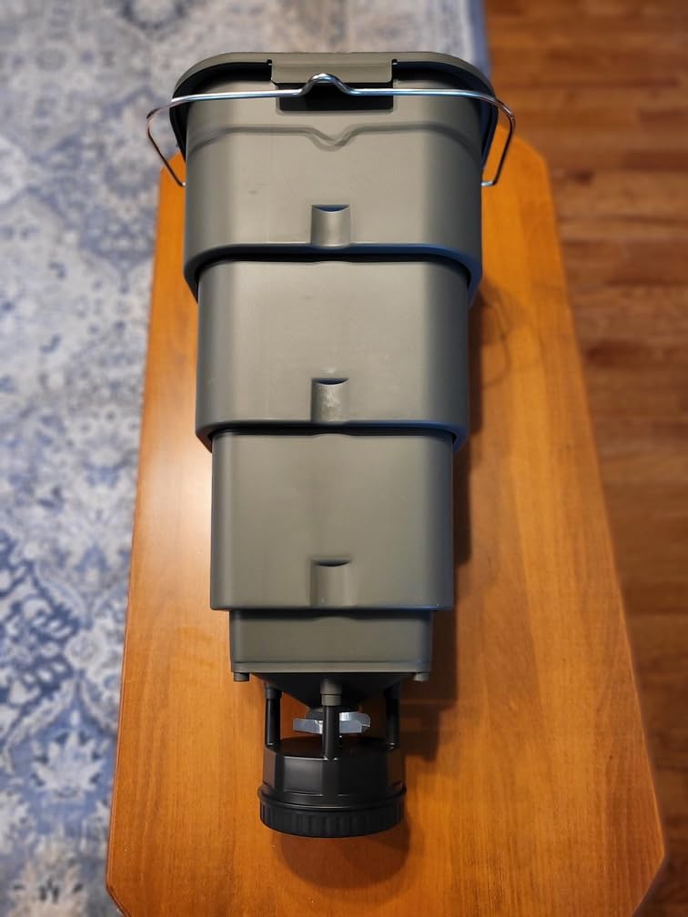 5 Gallon Hanging Deer Feeder with Programmable Digital Timer (4 Feed Times) customer photo 2