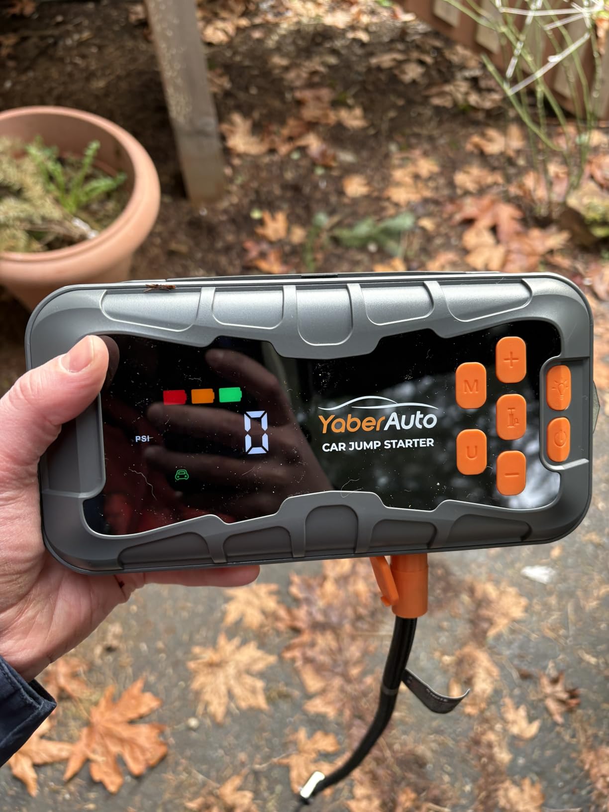 YaberAuto 16-in-1 Jump Starter with Air Compressor 8000A 160PSI, Tool Kits customer photo 1