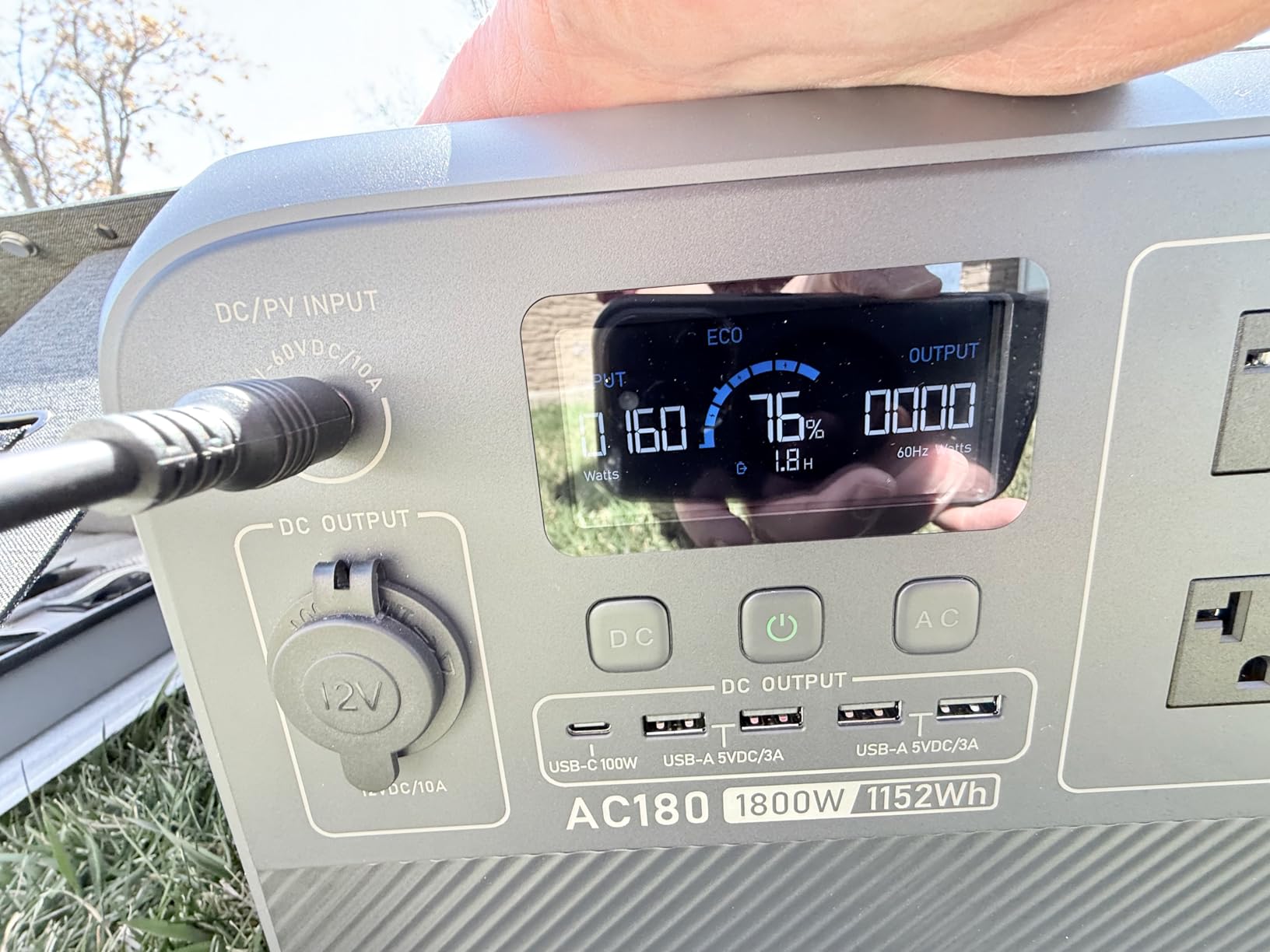 BLUETTI AC200PL Solar Generator & 200W Solar Panel Included 2304Wh LiFePO4 customer photo 1