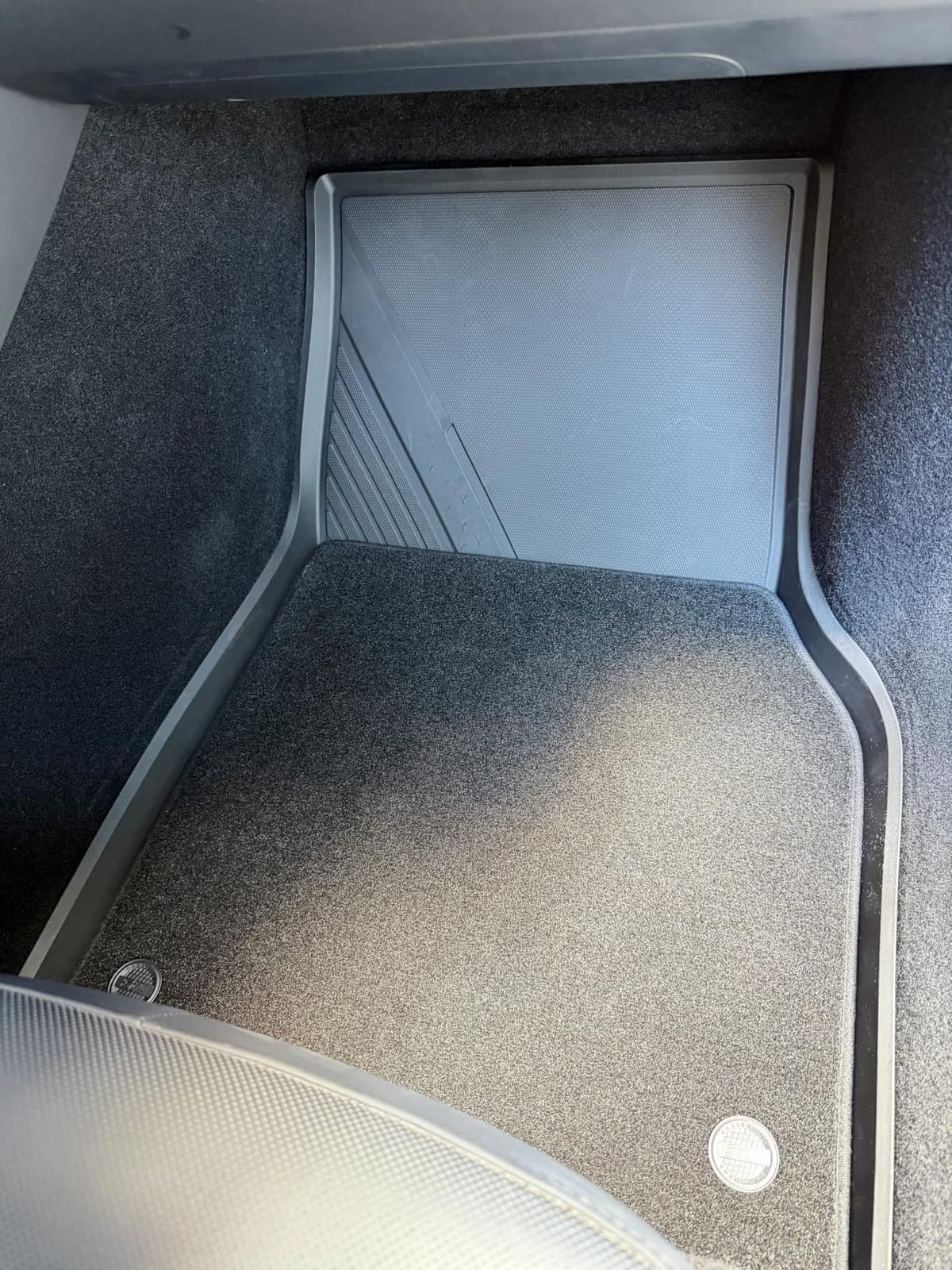 3W Floor Mats with Metal Pedal for Tesla Model 3 Highland 2024-2026 customer photo 2
