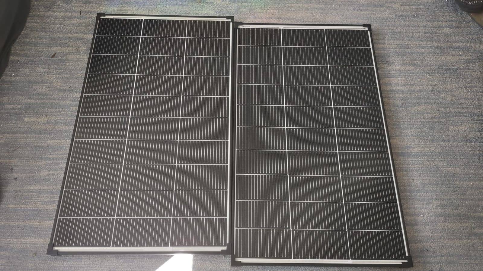 ZOUPW 220 Watt Solar Panel Kit for 12V/24V Battery, 2Pcs 110W 25% High-Efficiency Monocrystalline PV Module Power Charger with 30A LCD PWM Charge Controller for Off-Grid RV Marine Boat Rooftop customer photo 1