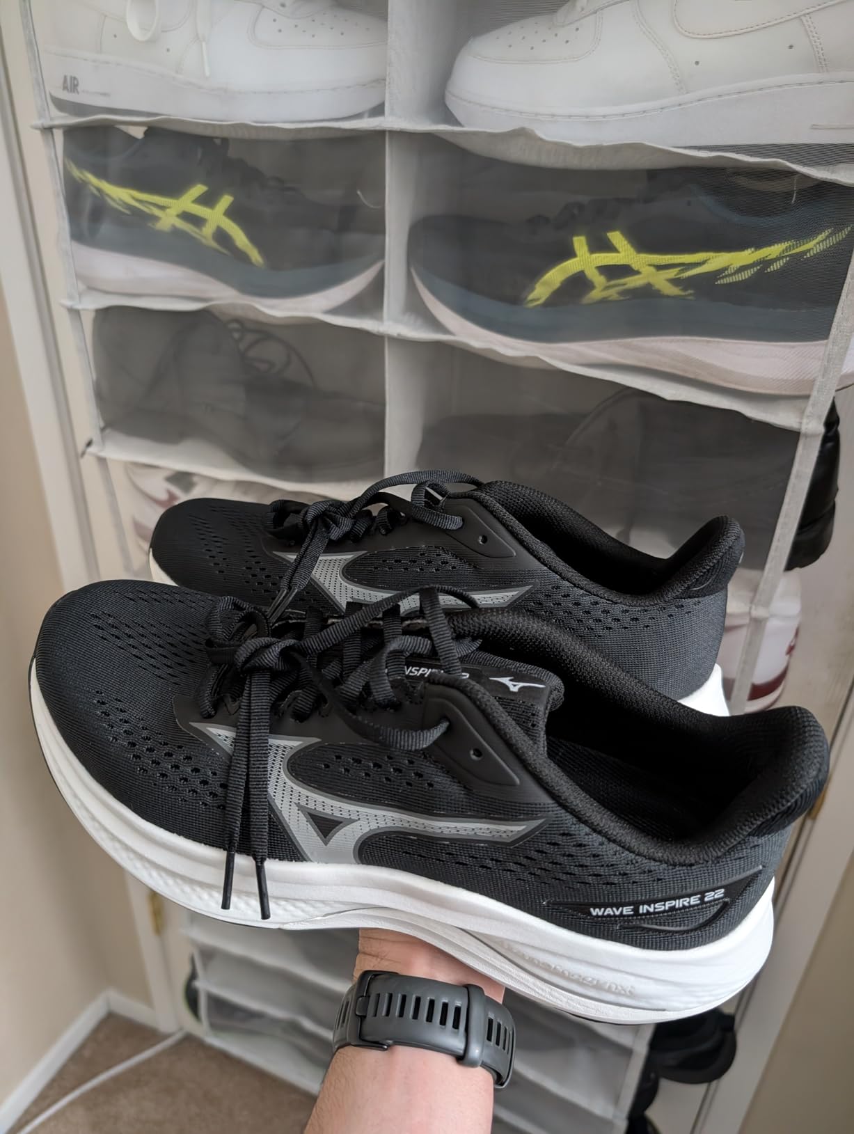 Mizuno Men's Wave Inspire 22 Running Shoe customer photo 2