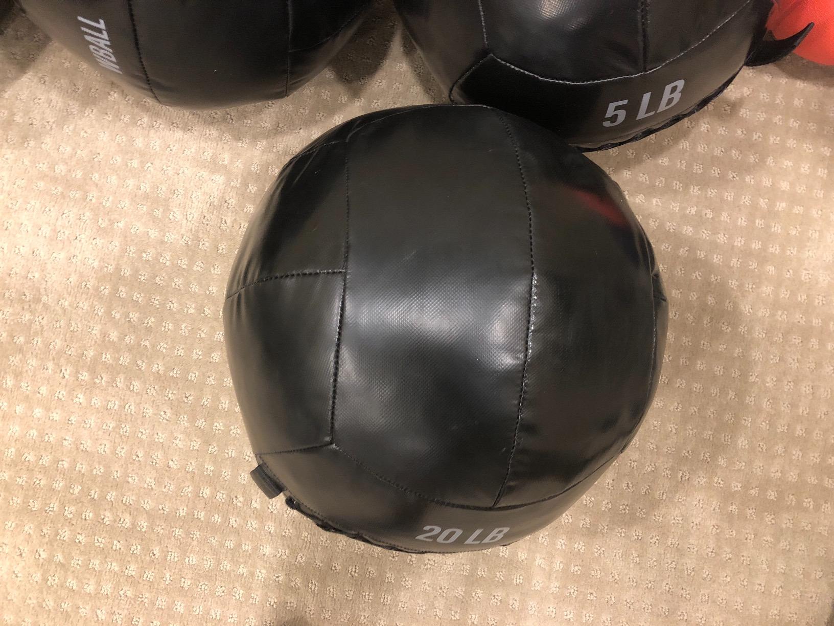 Fitness First Soft Wall Ball for CrossFit & Functional Training customer photo 1
