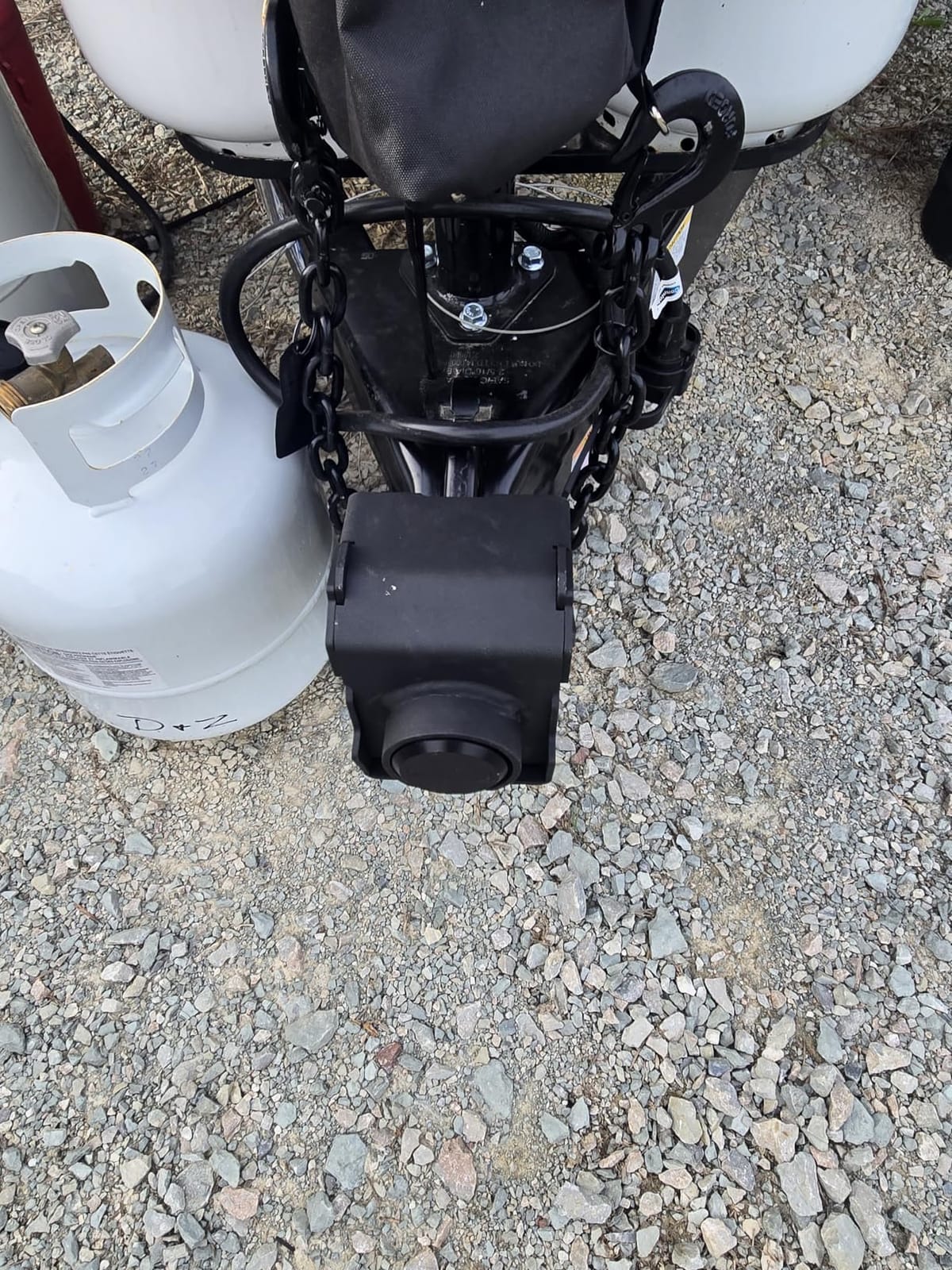 Proven Industries Model 2516 Heavy-Duty Trailer Coupler Lock for 2 5/16 Couplers – RV & Trailer Anti-Theft Lock, Made in USA customer photo 1