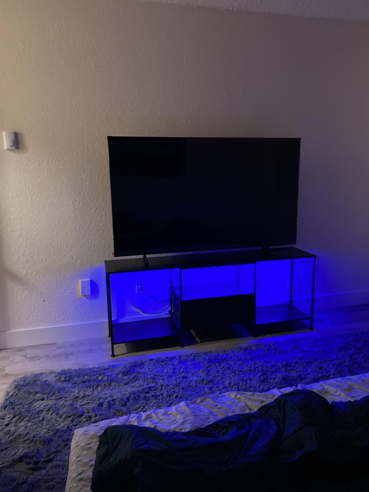 Samsung U8000H 65-Inch customer photo 2