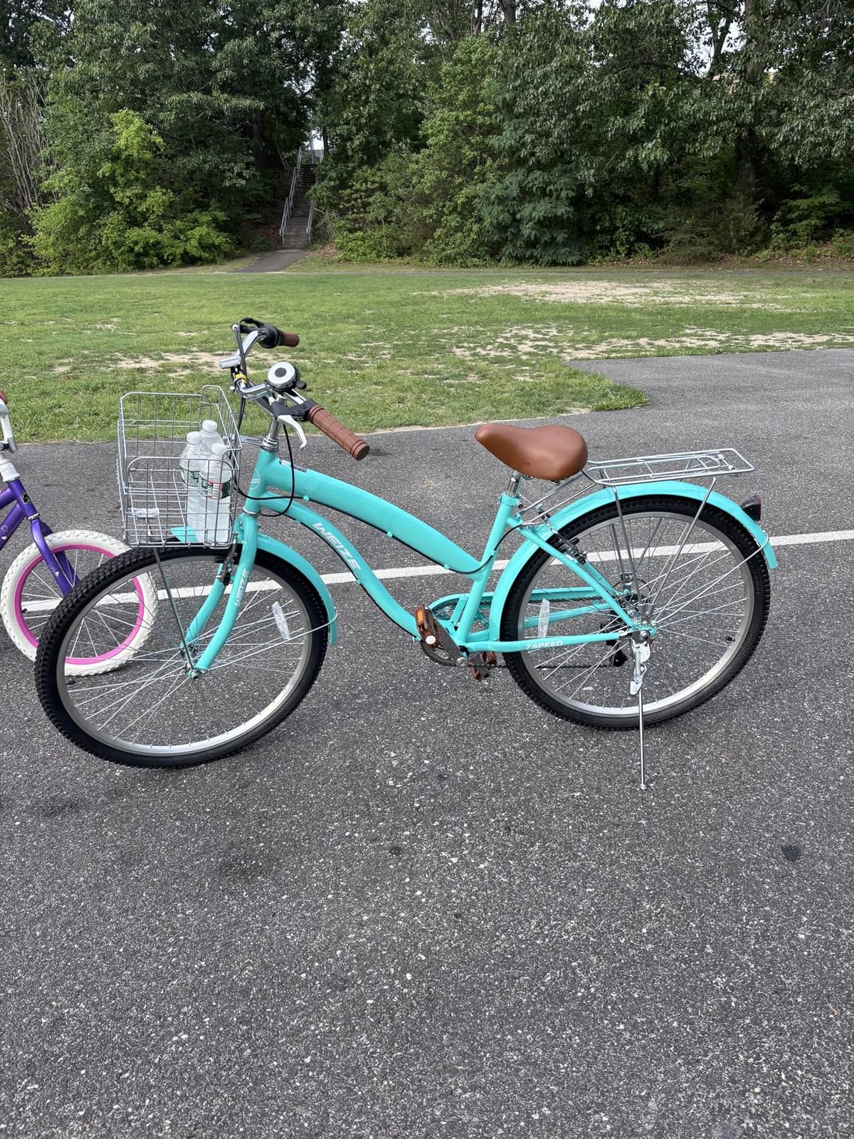 WEIZE Beach Cruiser Bike 26 27.5 inch City Commuter Bicycle for Men Women | High Carbon Steel, Front and Rear Fenders, Rear Rack, Basket, Comfortable Ergonomic Upright Design, Multiple Color customer photo 2