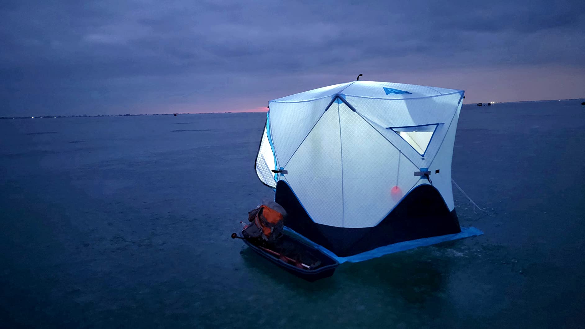 Outsunny 2/4/8 Person Pop-up Insulated Ice Fishing Tent customer photo 2