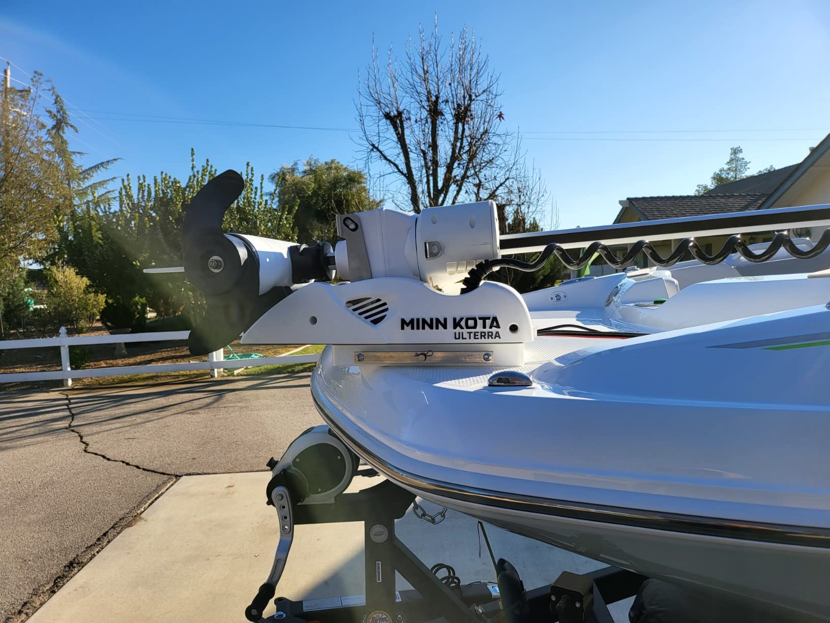 Minn Kota 1854054 RTA-54 Riptide Electric Steer Trolling Motor Composite Quick Release Bracket, Black customer photo 2