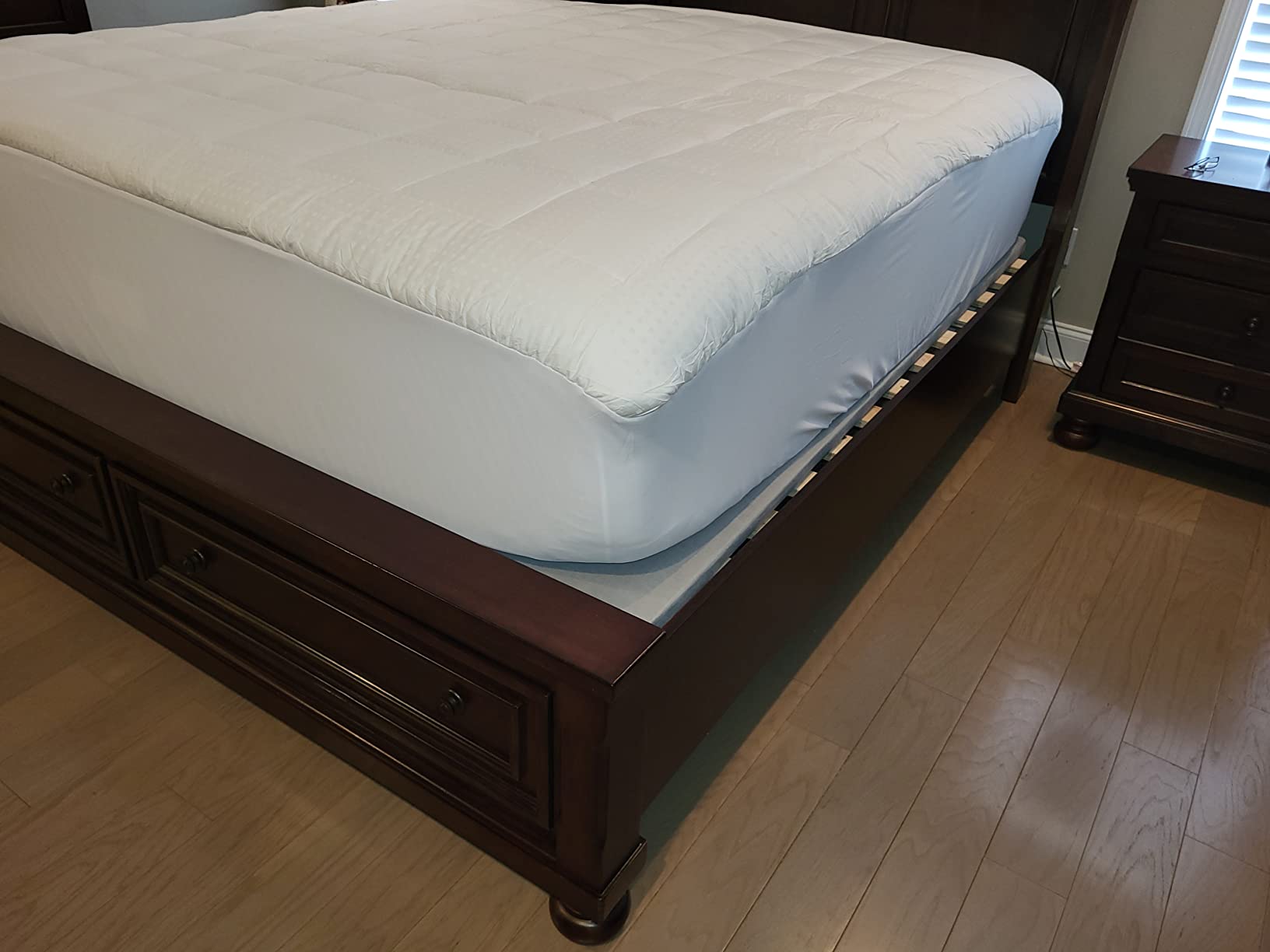 EASELAND Queen Size Mattress Pad Cotton Pillow Top Mattress Topper White customer photo 1