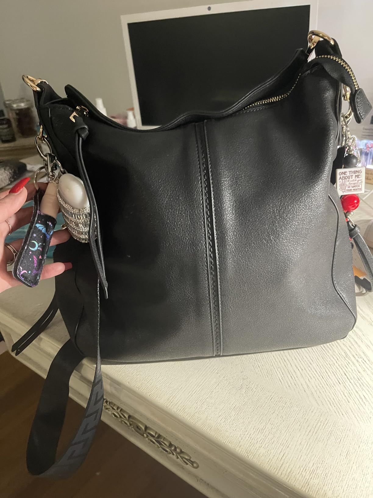 Realer Hobo Crossbody customer photo 1
