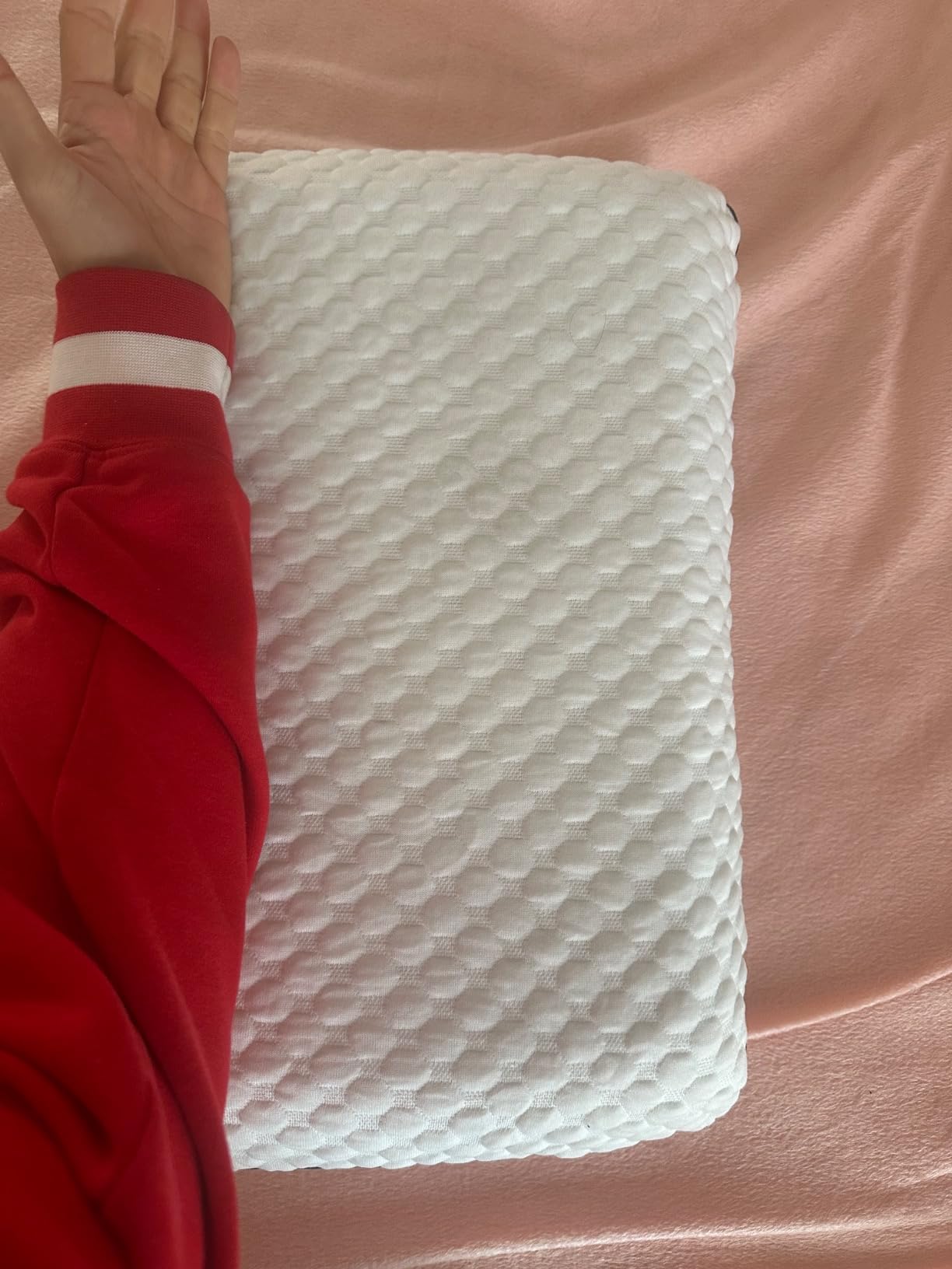Weekender Cooling Gel Memory Foam Pillow for Sleeping – Queen Size, Ventilated Cooling Pillow for Side & Back Sleepers, Neck & Shoulder Support, Medium Firm, Washable Cover customer photo 1