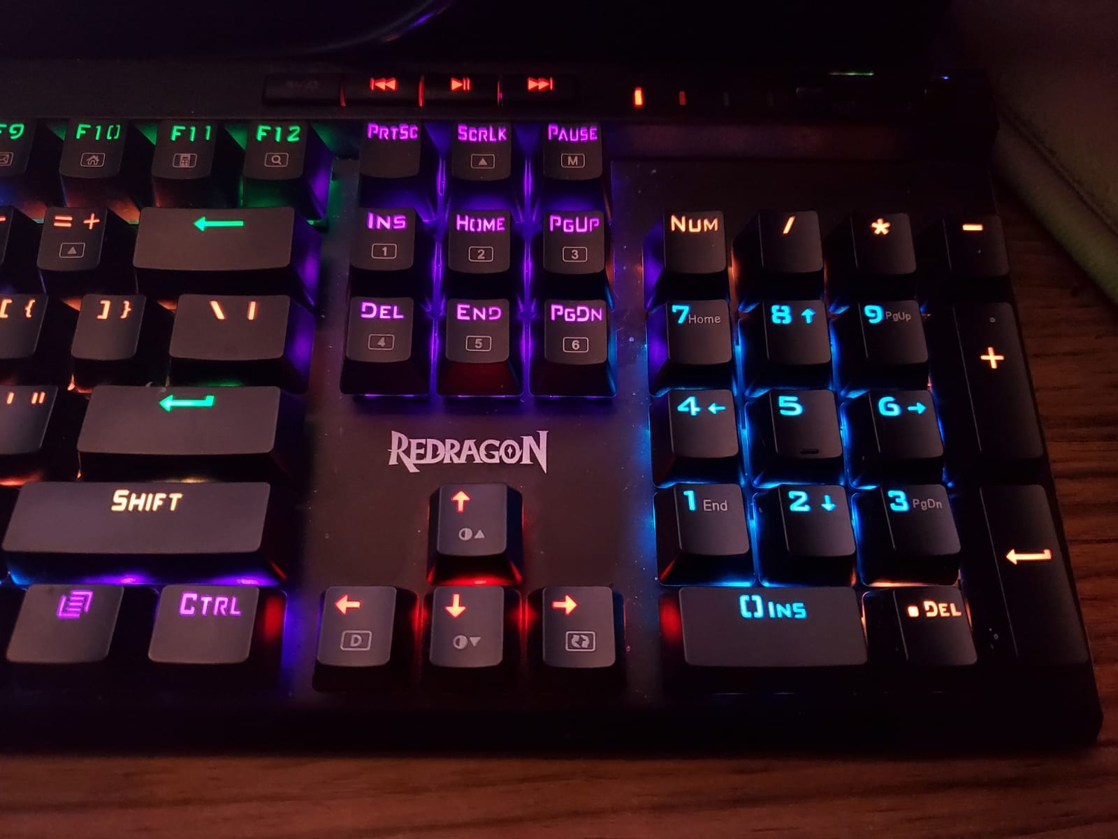 Redragon K580 Wired RGB Mechanical Gaming Keyboard, Macro Key & Media Wheel customer photo 2