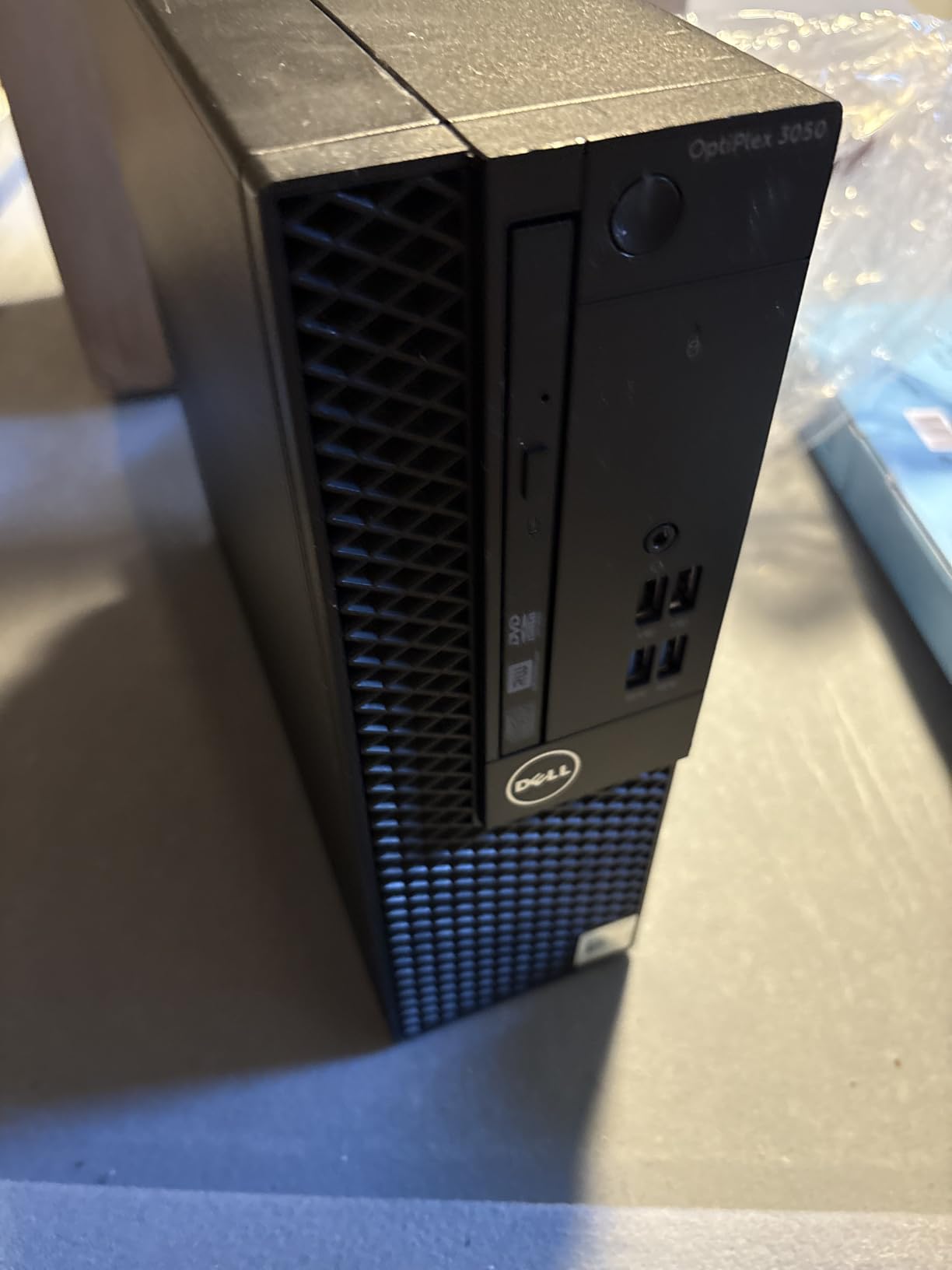 Dell OptiPlex 7040 SFF customer photo 1