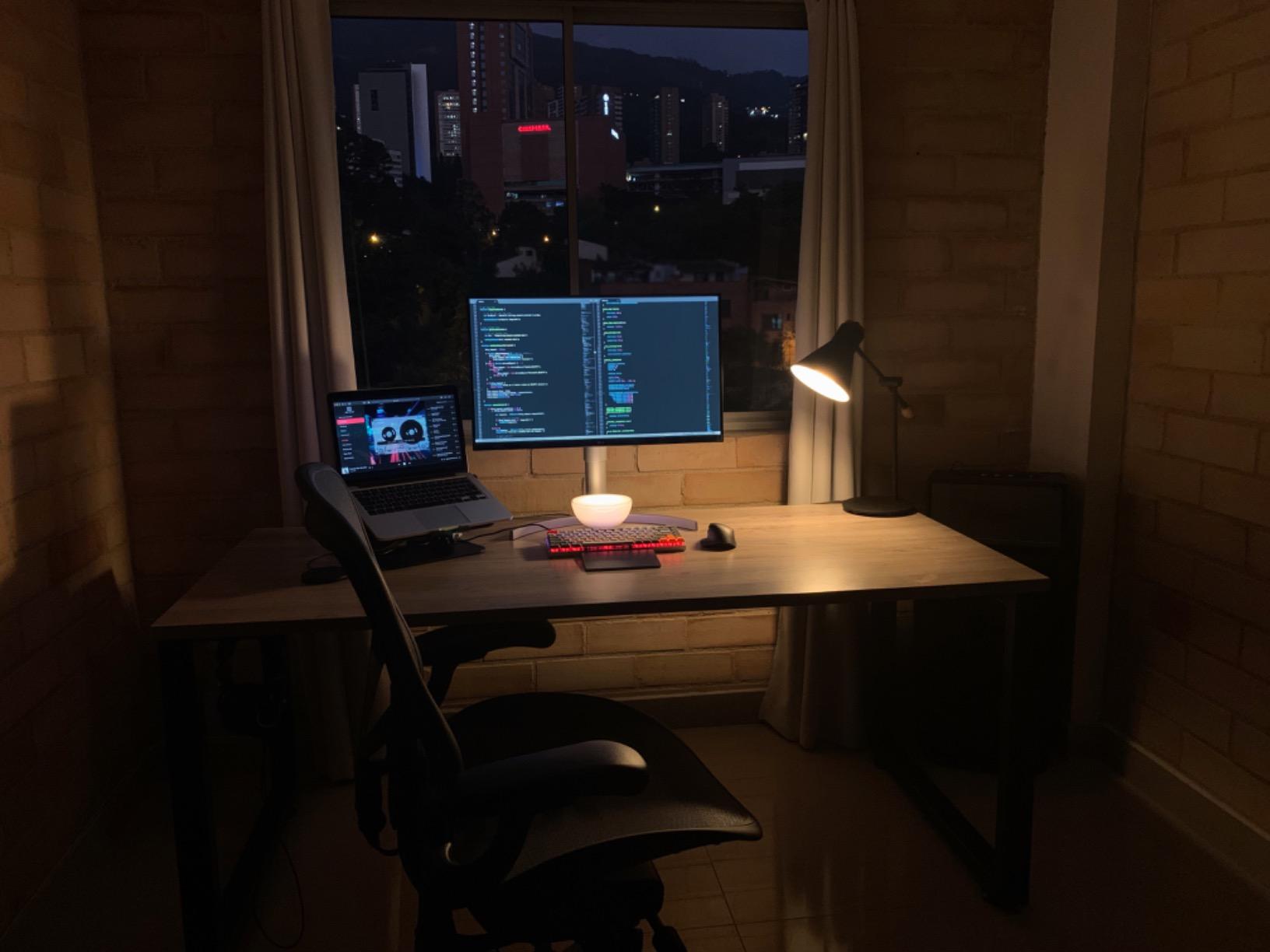 Hue Go Portable Lamp customer photo 1