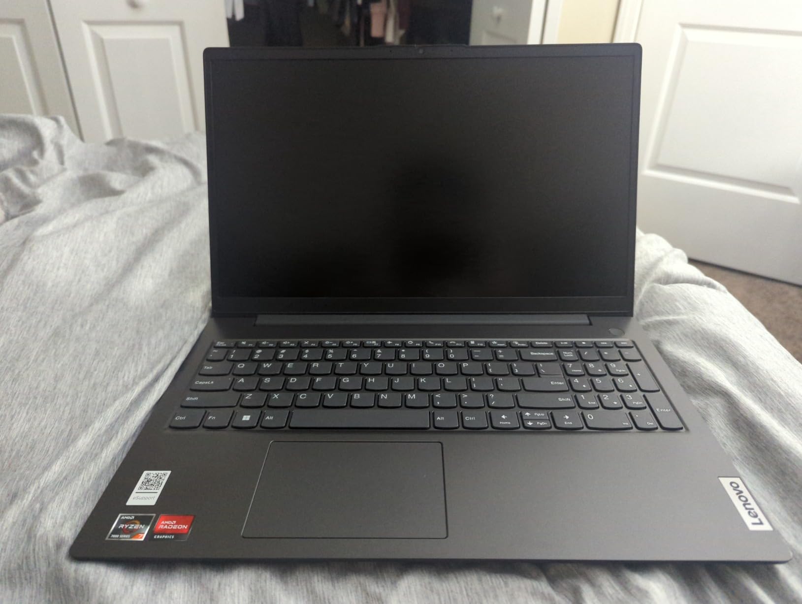 Lenovo V15 G6 customer photo 1
