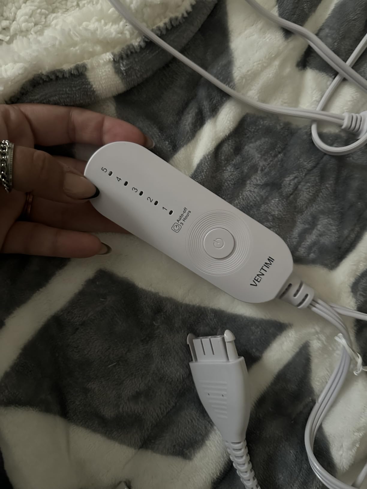 VENTIMI Sherpa Heated Throw customer photo 2