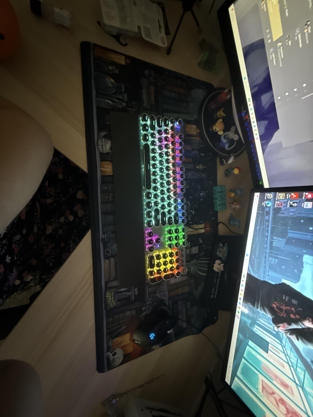 AULA F2088 Typewriter Style Mechanical Gaming Keyboard Wired, 104 Keys customer photo 2