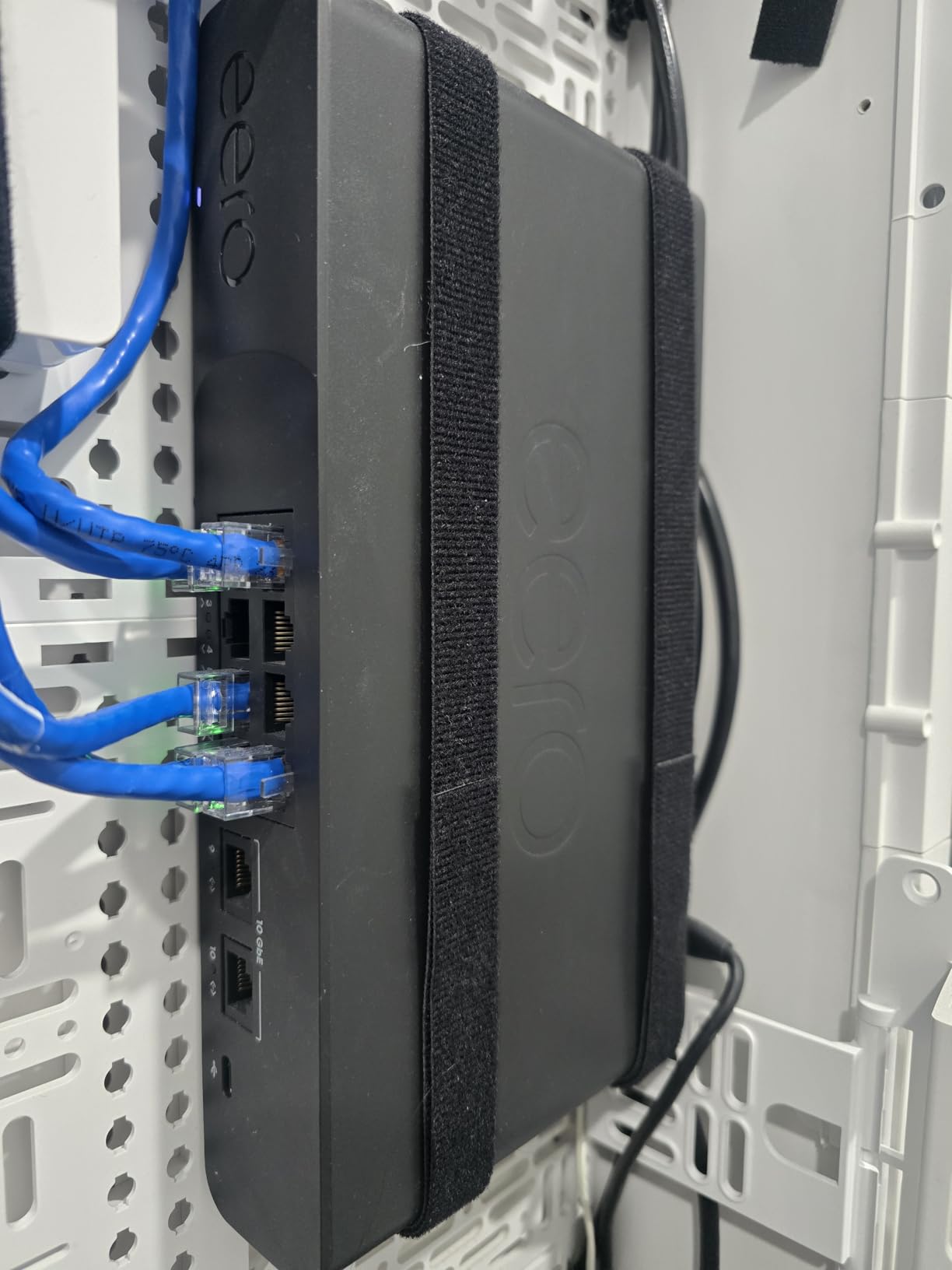 eero PoE Gateway customer photo 2