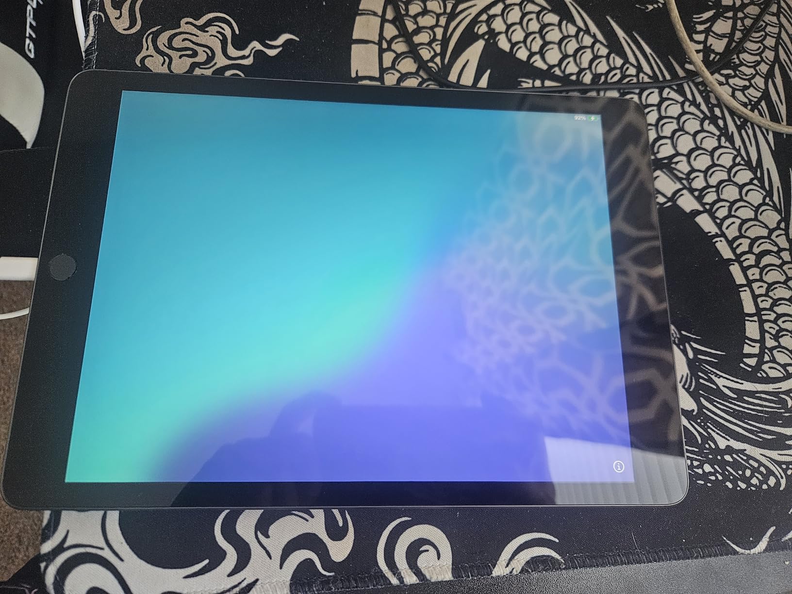 Apple iPad 9th Gen Renewed customer photo 2