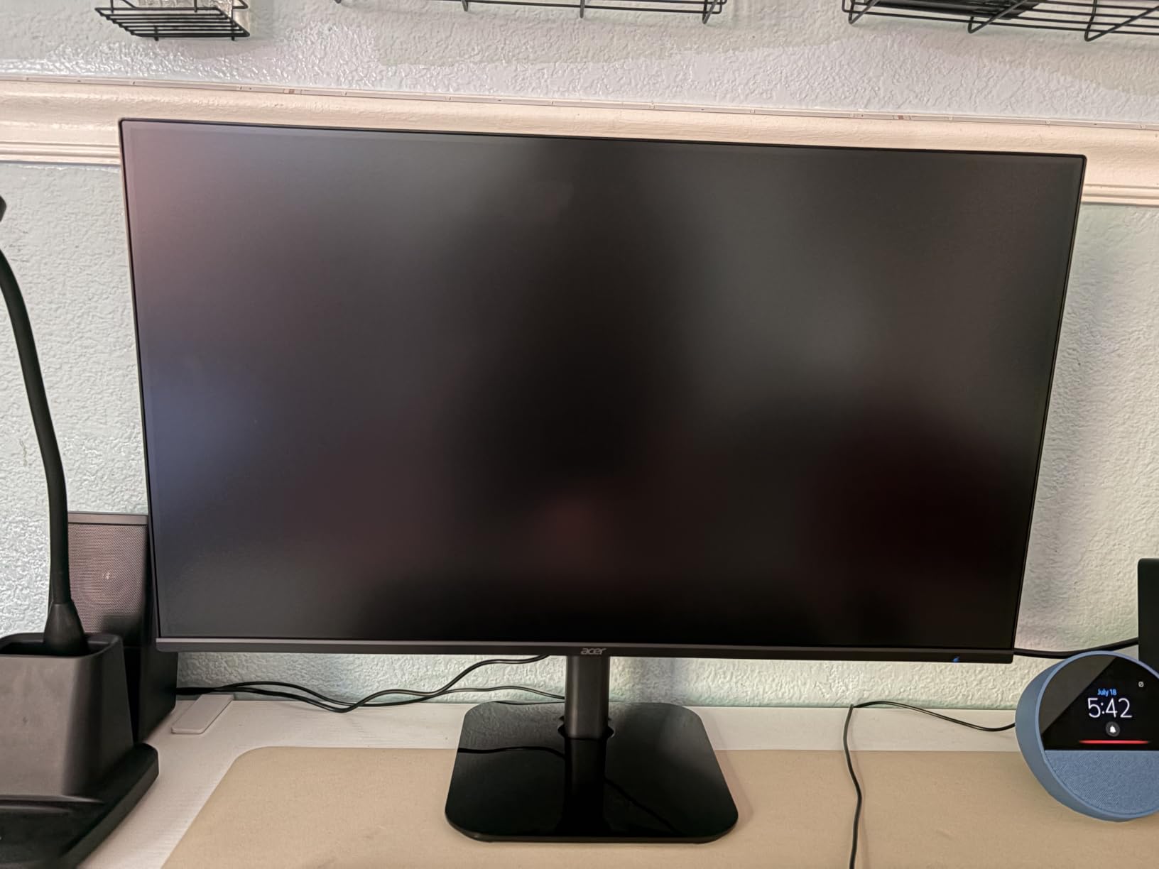 Acer KB242Y G0bi 23.8-inch customer photo 1
