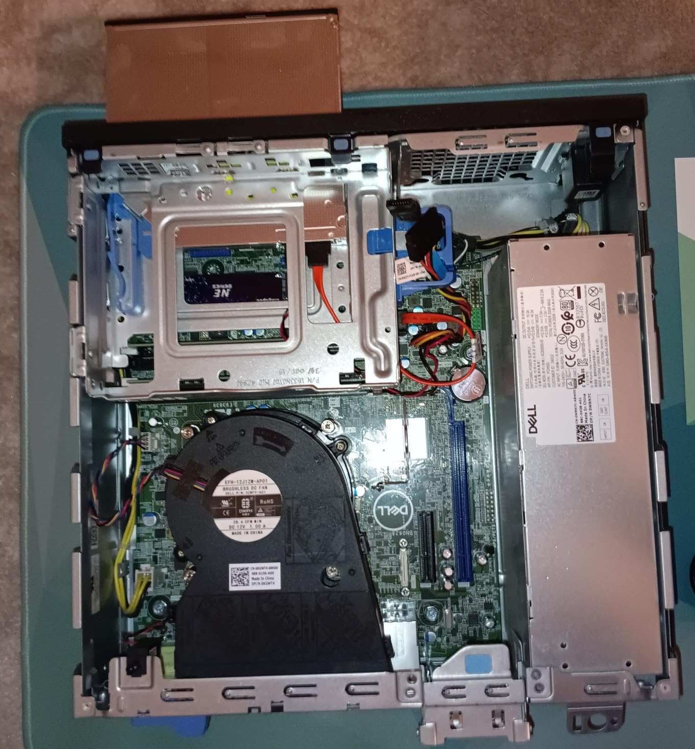 Dell OptiPlex 7070 customer photo 2