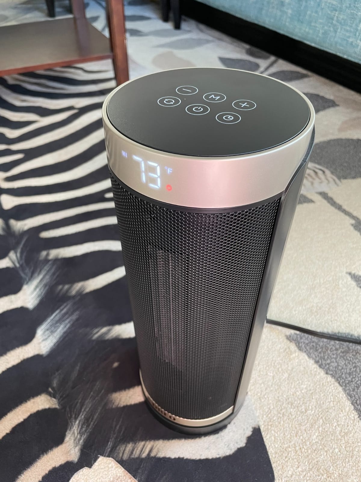 DREO 1500W Electric Space Heater with Remote for Large Room Bedroom,16 Inch customer photo 1